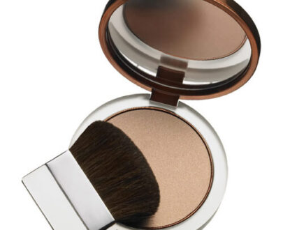 Clinique Bronzujúcí kompaktný púder (True Bronze Pressed Powder Bronzer) 9