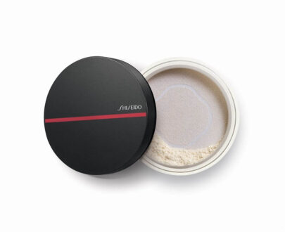 Shiseido Sypký rozjasňujúci púder Synchro Skin Radiant (Invisible Silk Loose Powder) 6 g