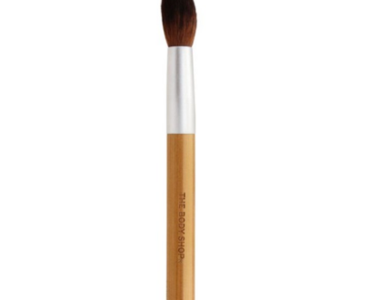 The Body Shop Kozmetický štetec na rozjasňovač (Pointed Highlighter Brush)