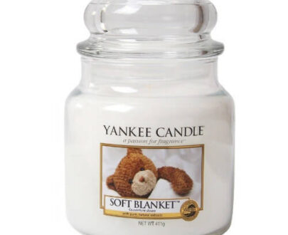Yankee Candle Aromatická sviečka strednej Soft Blanket 411 g