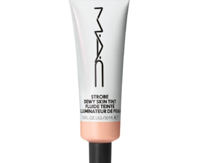 MAC Cosmetics Rozjasňujúci tónovaný krém Strobe Dewy Skin Tint 30 ml Deep 2