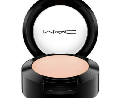 MAC Cosmetics Krémový korektor Studio Finish SPF 35 (Concealer) 7 g NW15
