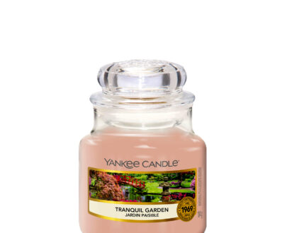 Yankee Candle Aromatická sviečka Classic malá Tranquil Garden 104 g